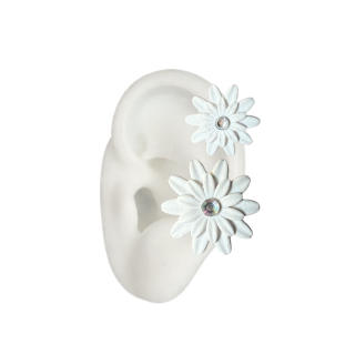 Medium Margarita Ear Cuff - White