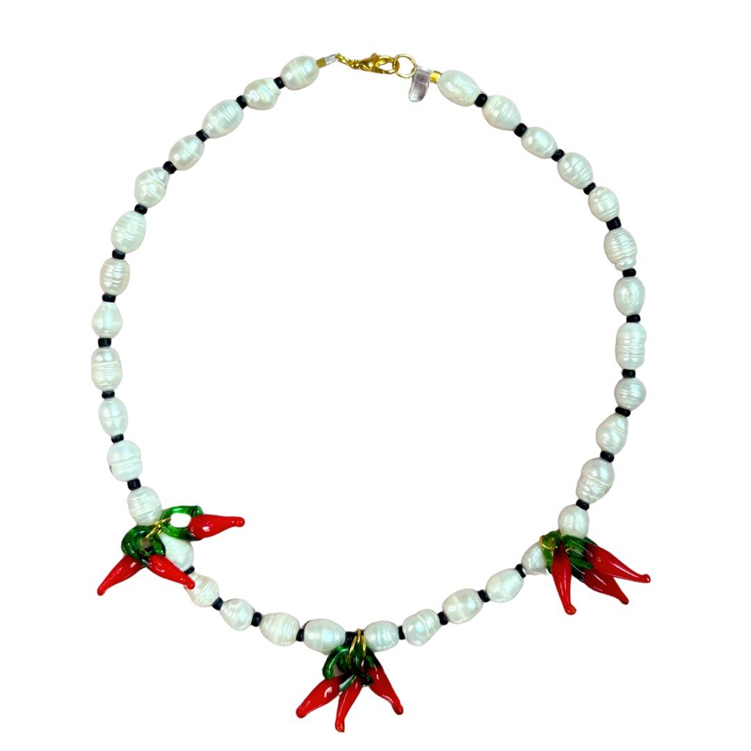Chilis Necklace - Black